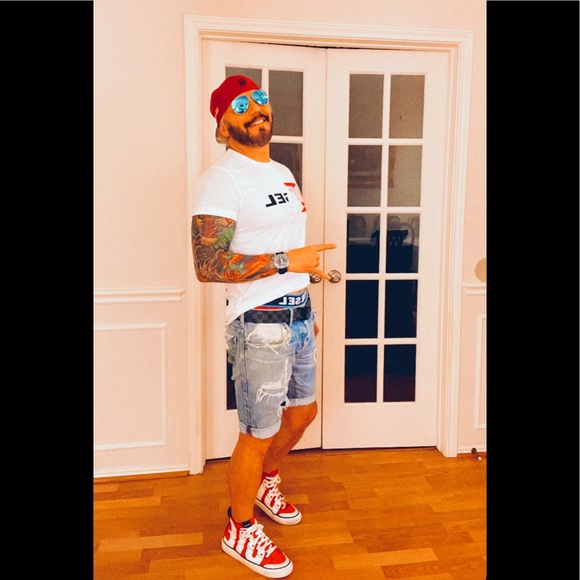 Meet your Posher, Joe - Picture 4 of 17